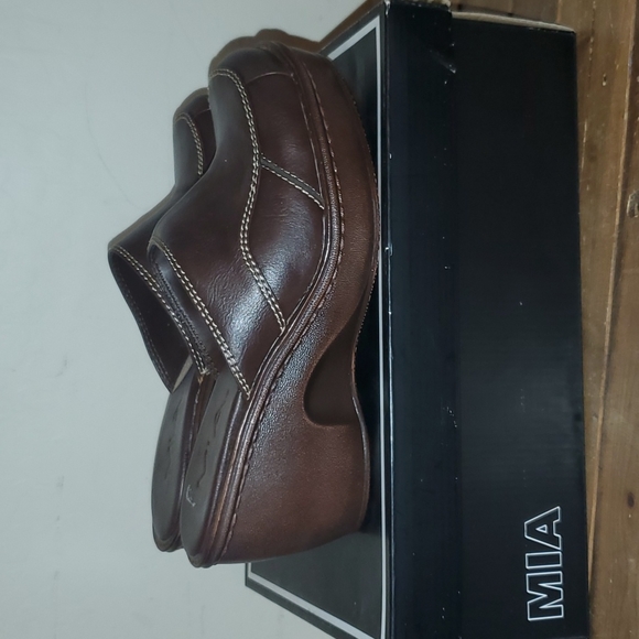 MIA MADGE wedges size 8M brand new in box - Picture 1 of 6